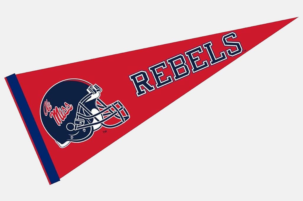 College Flags & Banners Co. Pennant Flags