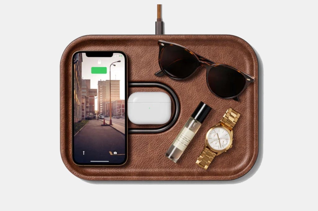 Courant MAG:3 Charging Tray