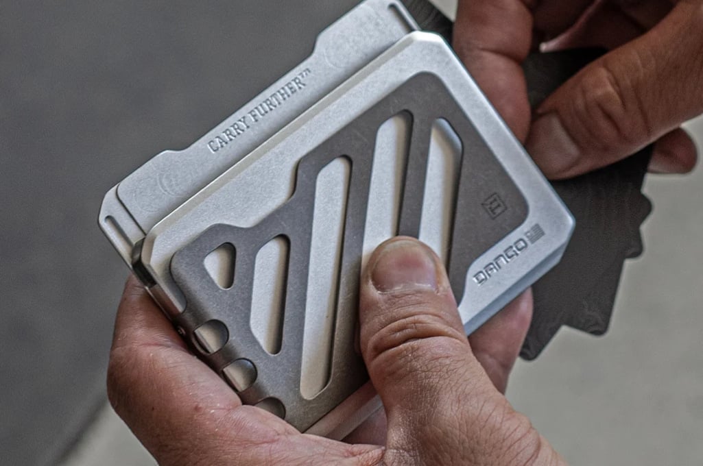 Dango SK1 Slide Kick Wallet Lifestyle Image