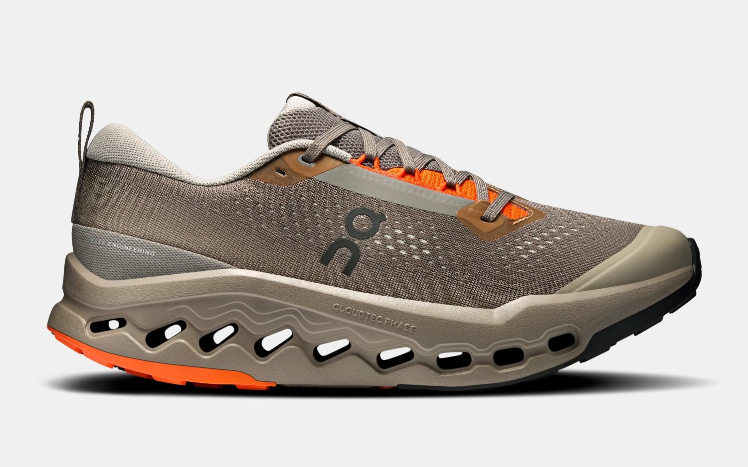 On Cloudsurfer Trail 2 Sneaker